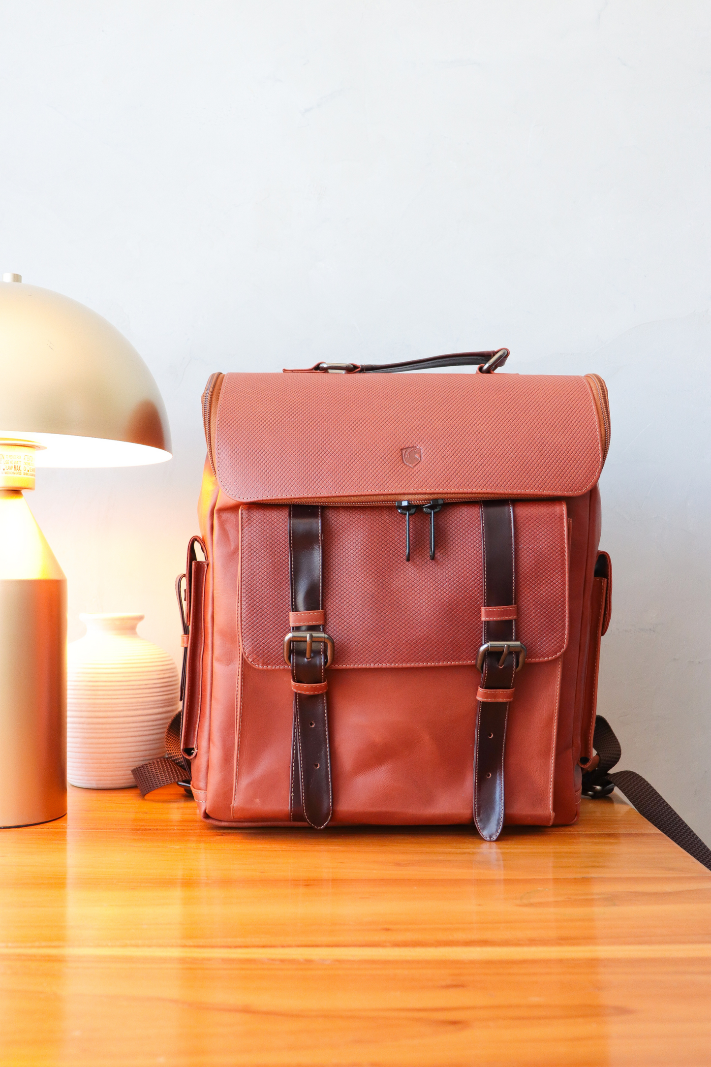 BOLSO EN CUERO - COLOR MIEL