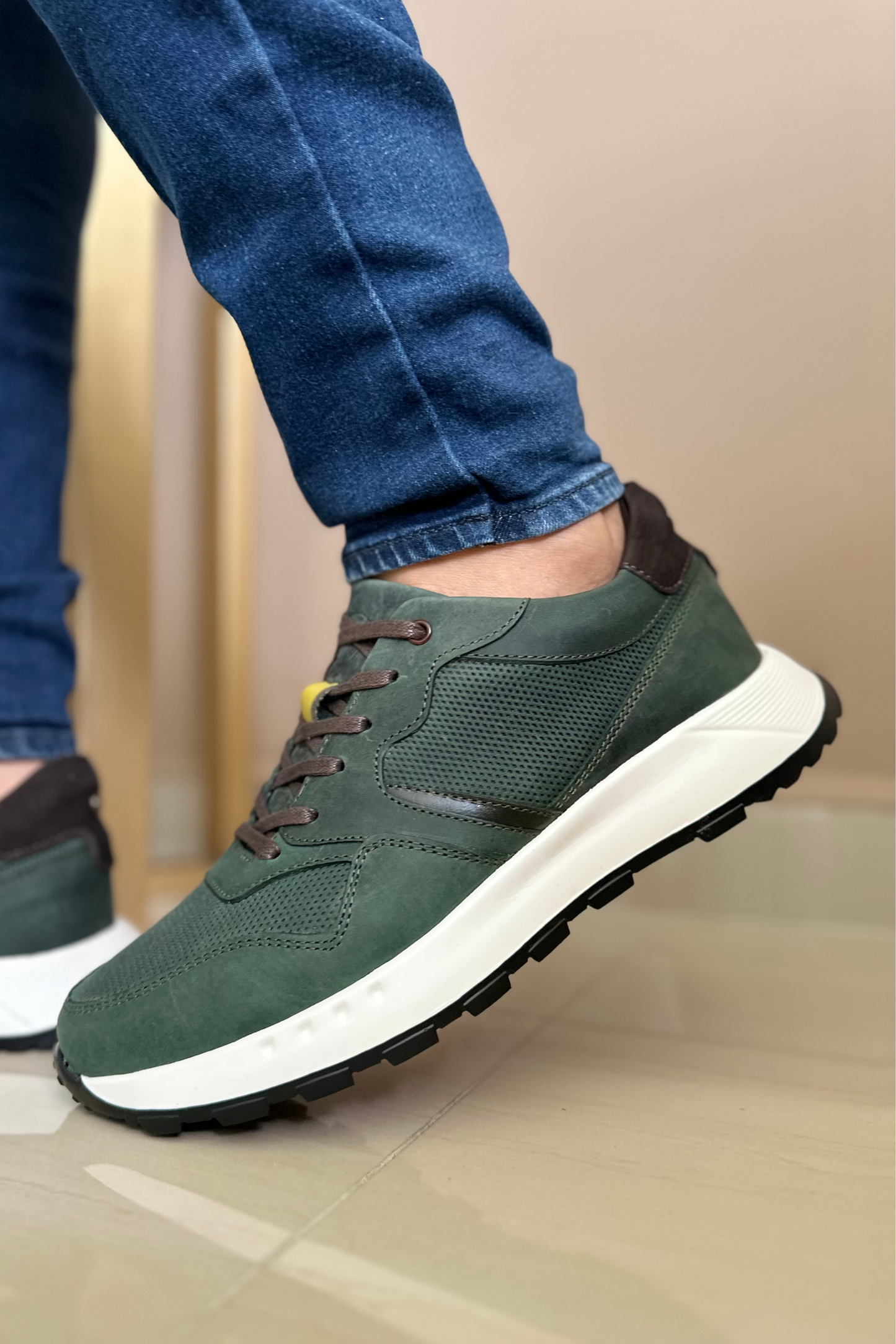 SNEAKER CLÁSTER - EN CUERO - PARA HOMBRE - REF: SPN 3211