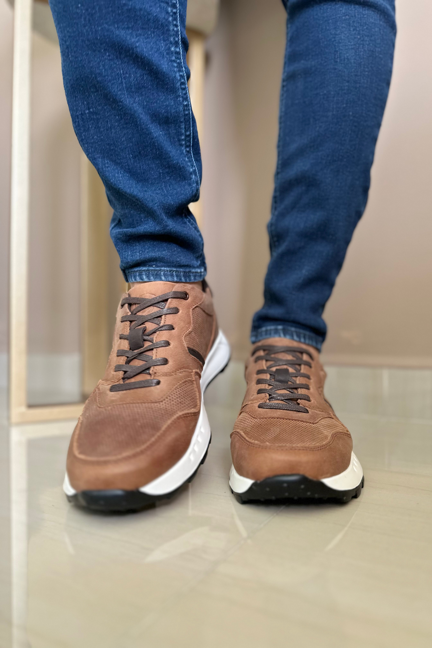SNEAKER CLÁSTER - EN CUERO - PARA HOMBRE - REF: SPN 3211