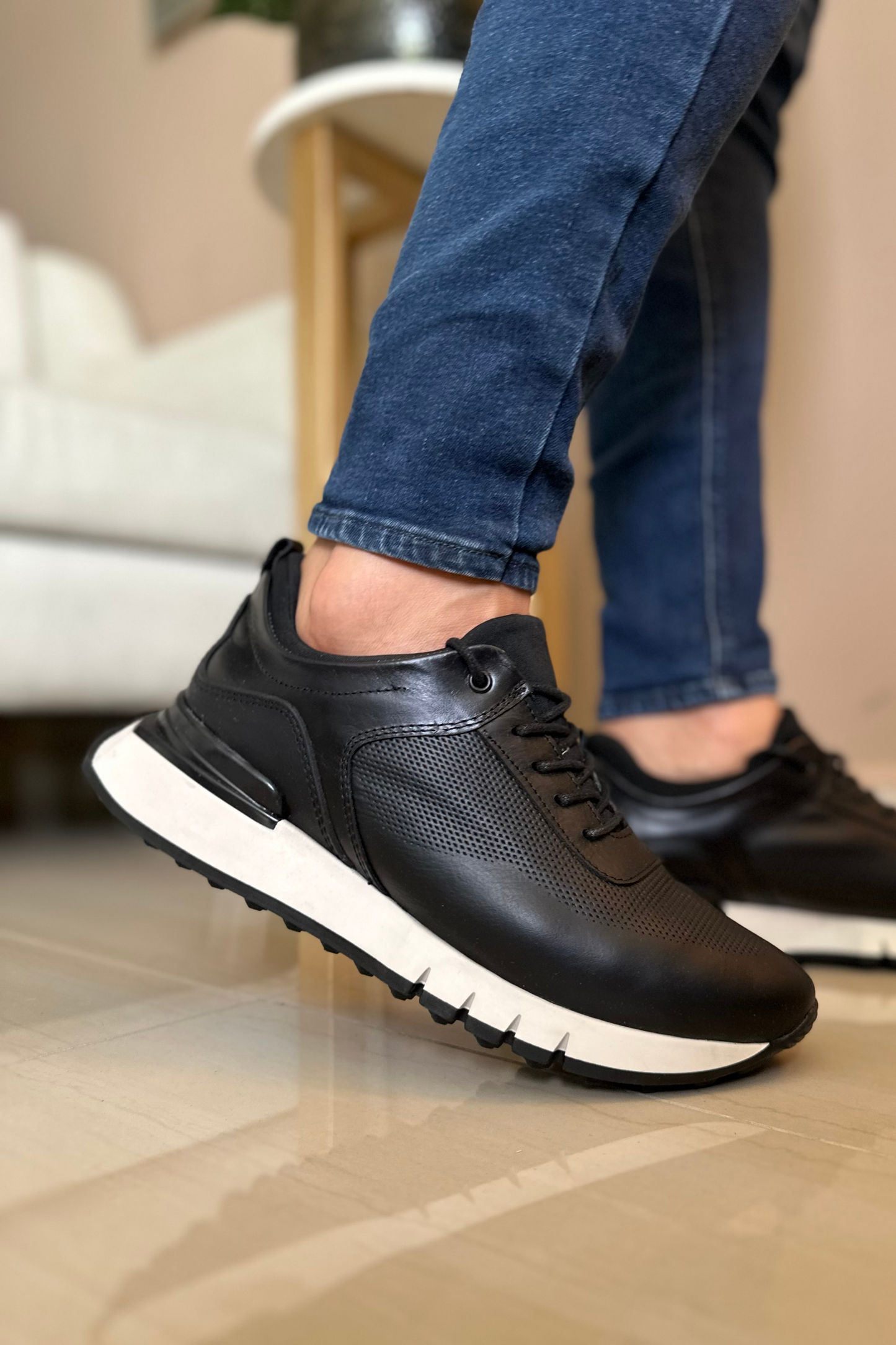 SNEAKER HOLLOW - EN CUERO - PARA HOMBRE - REF: ANT B91