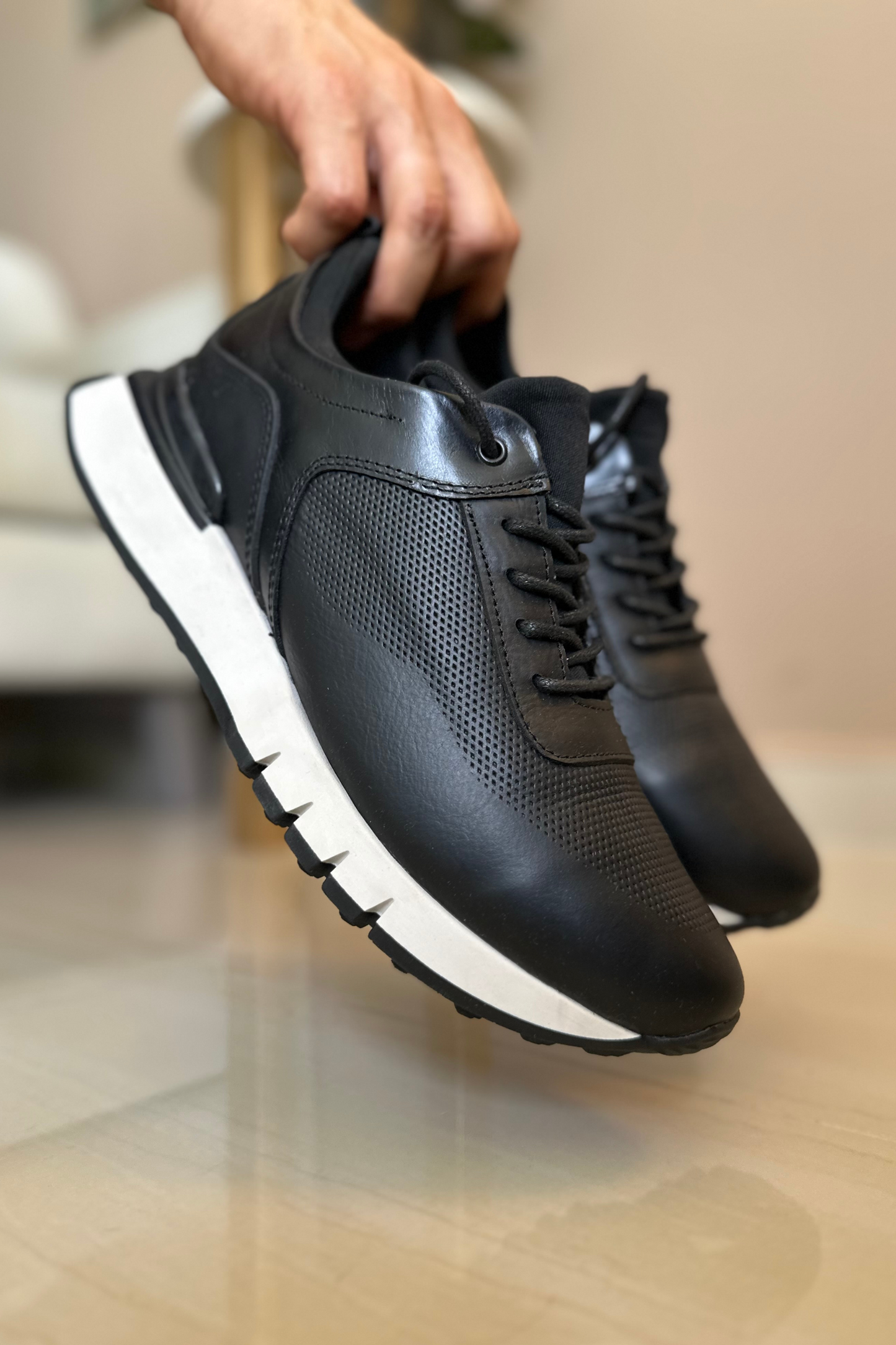 SNEAKER HOLLOW - EN CUERO - PARA HOMBRE - REF: ANT B91