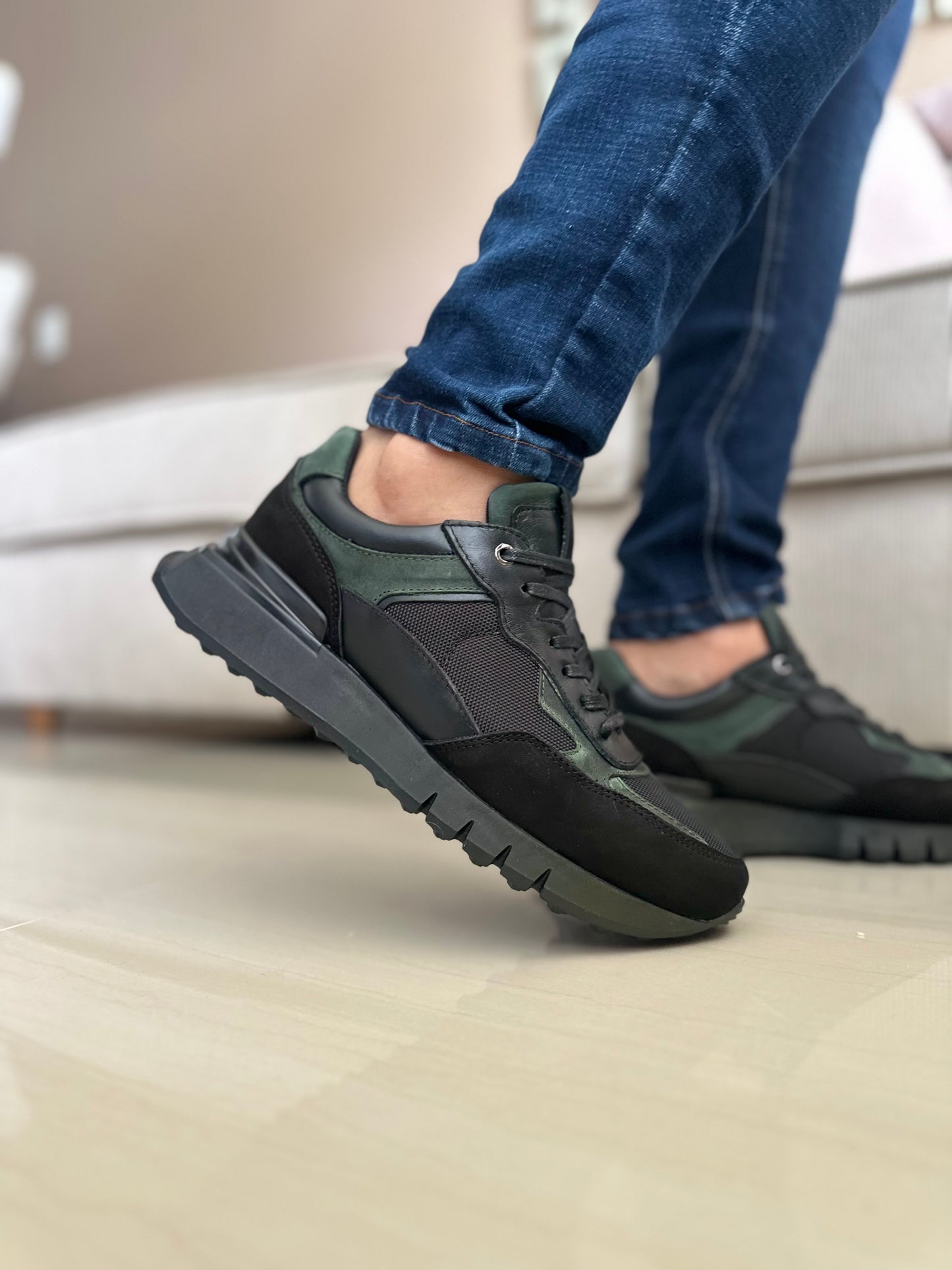 SNEAKER GIO - EN CUERO - PARA HOMBRE - REF: CLK 2123