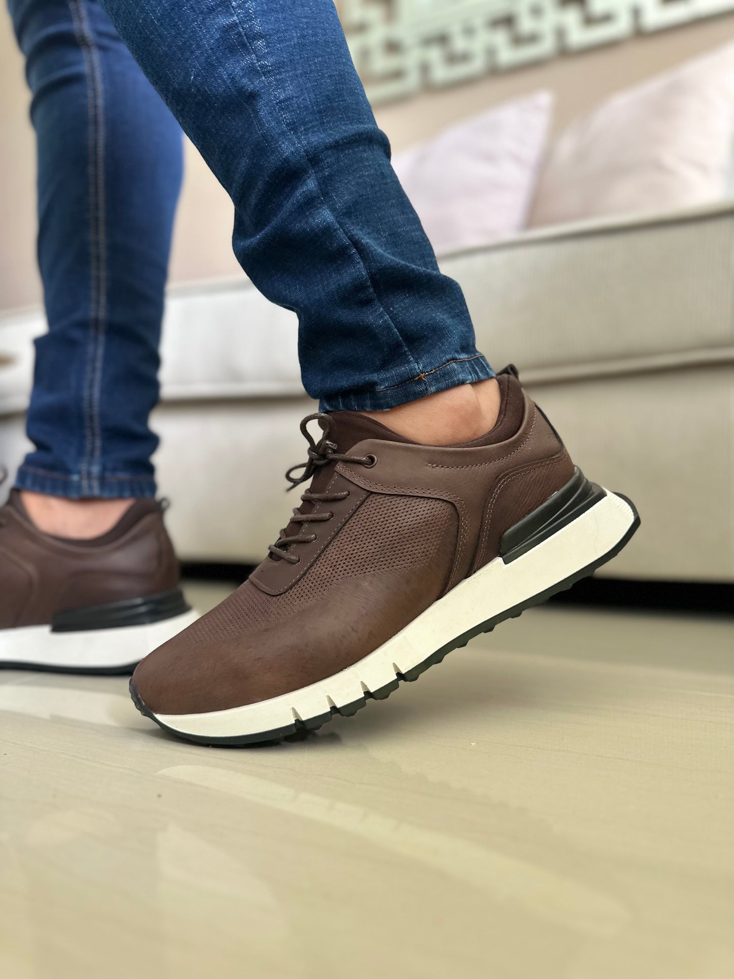 SNEAKER HOLLOW - EN CUERO - PARA HOMBRE - REF: ANT B91