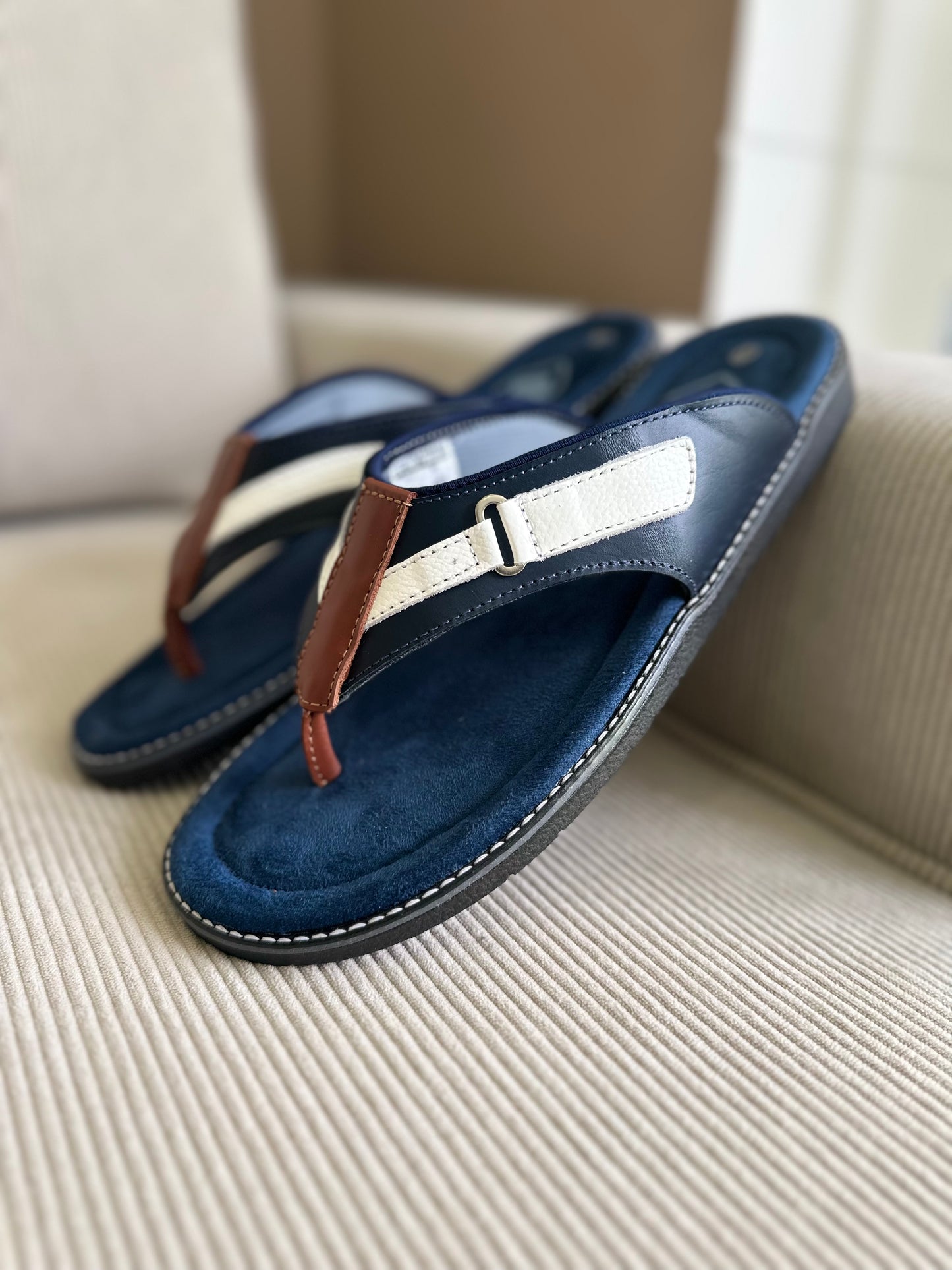 SANDALIAS EN CUERO REF:3220