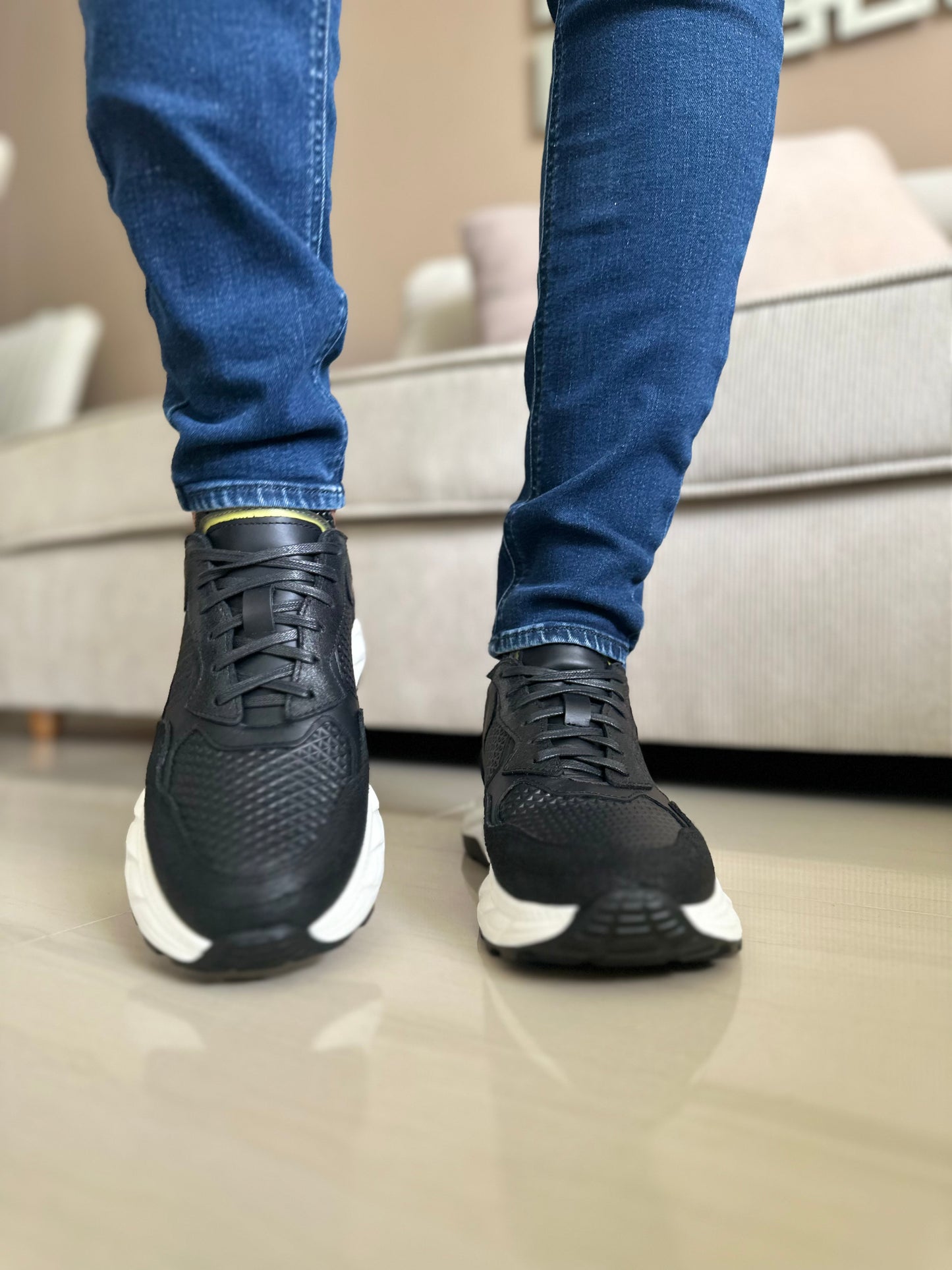 SNEAKERS CRIL- CUERO VACUNO NEGRO-REF TINJACA
