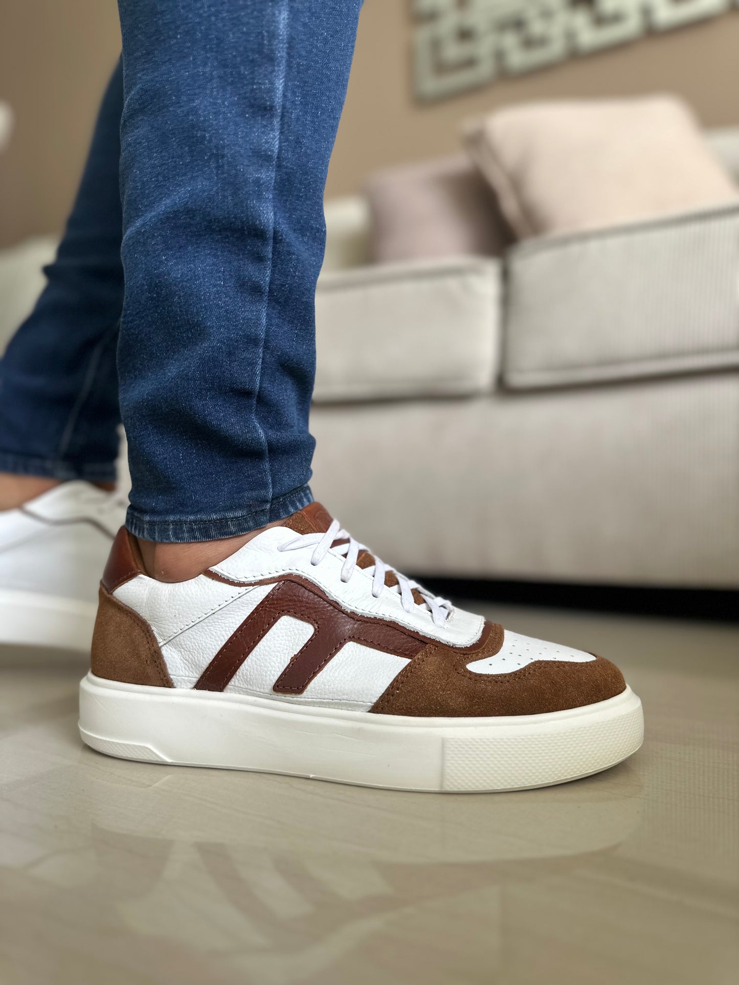 SNEAKER MOJABI - EN CUERO - PARA HOMBRE - REF: 616