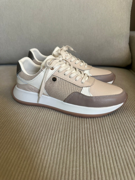 SNEAKER CHIKA - EN CUERO - PARA DAMA - REF:223