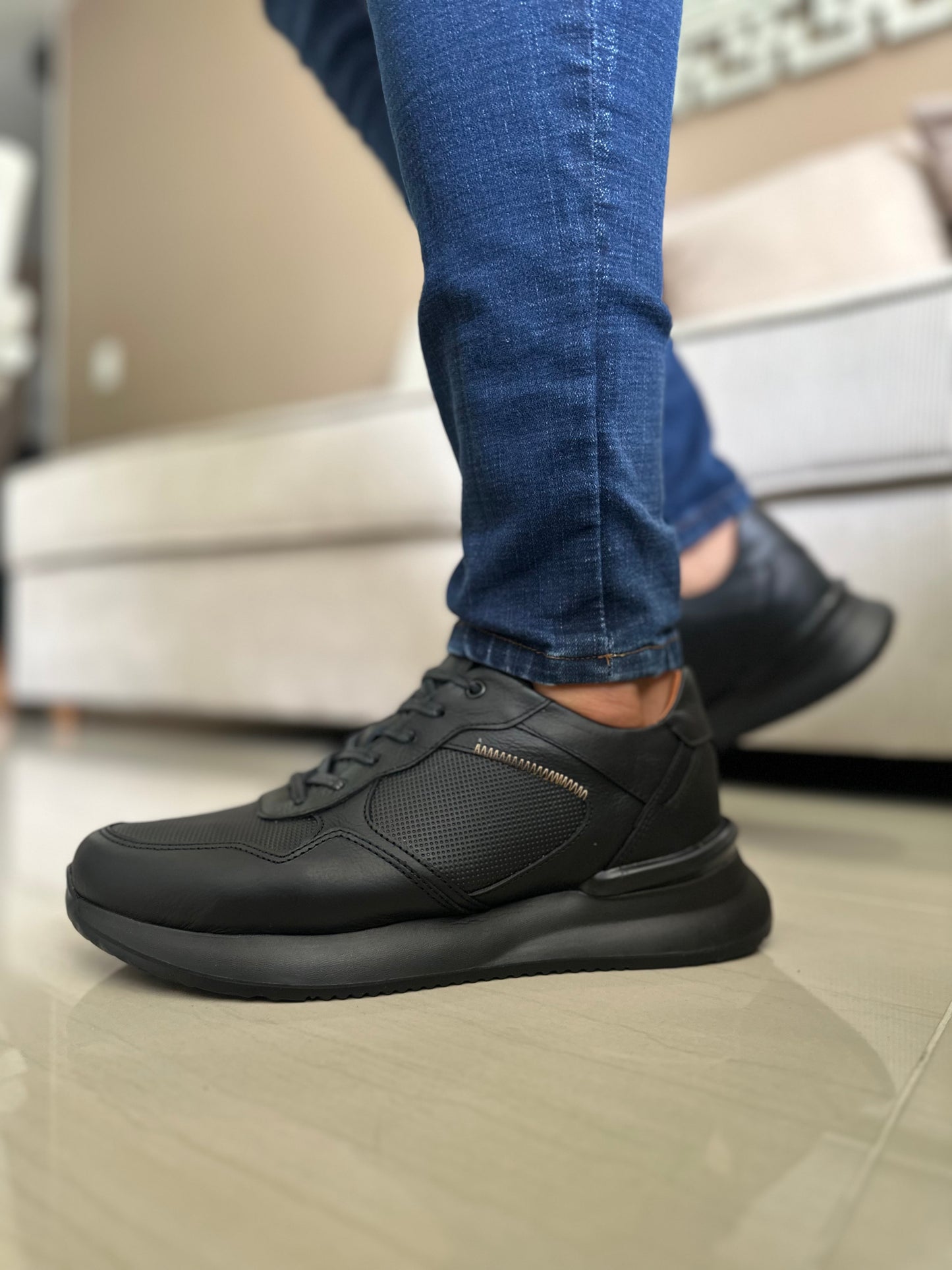 SNEAKERS  RUFF - PARA HOMBRE - EN CUERO REF: T-05
