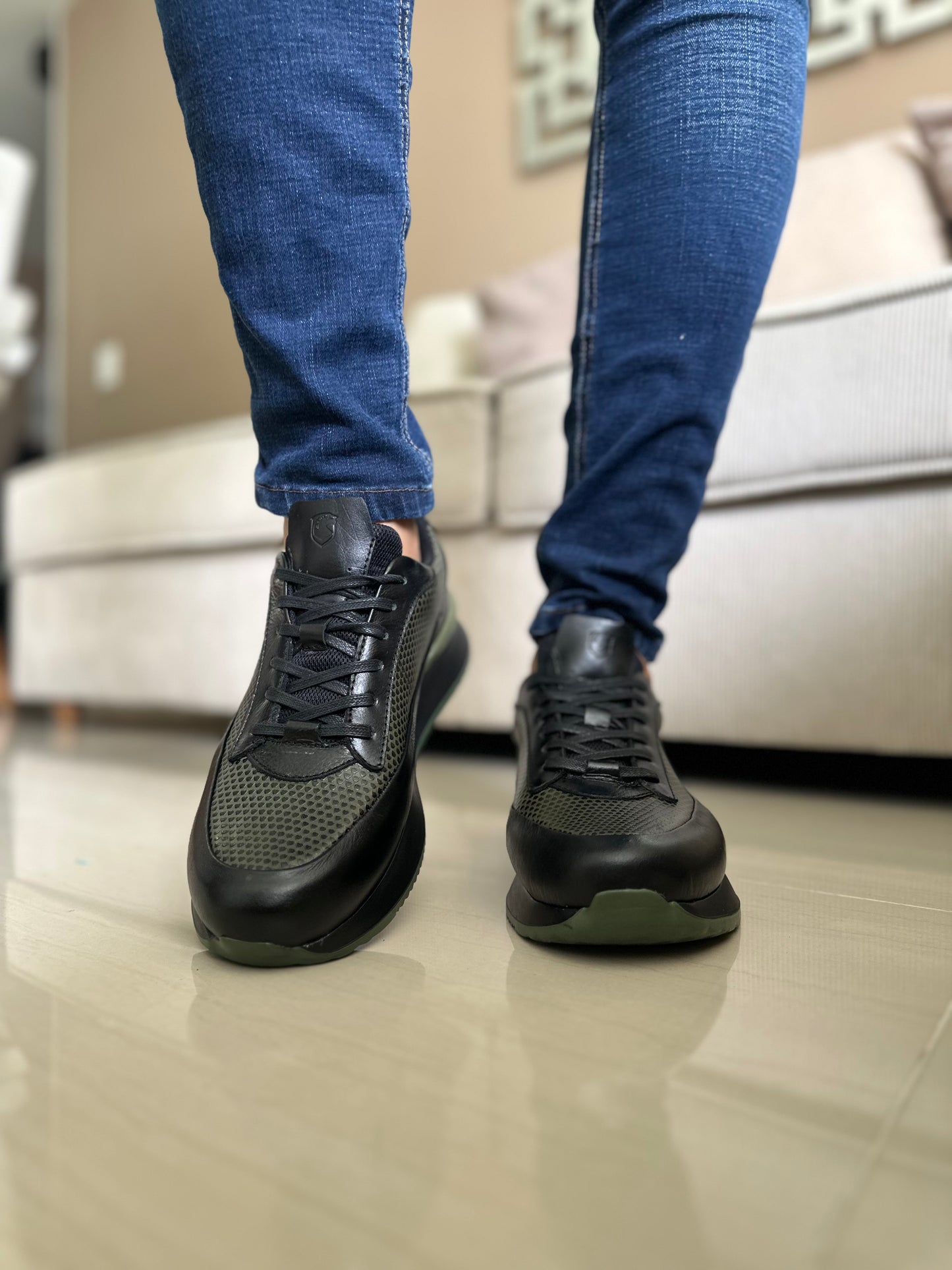 SNEAKERS CUERO-NEGROXVERDE