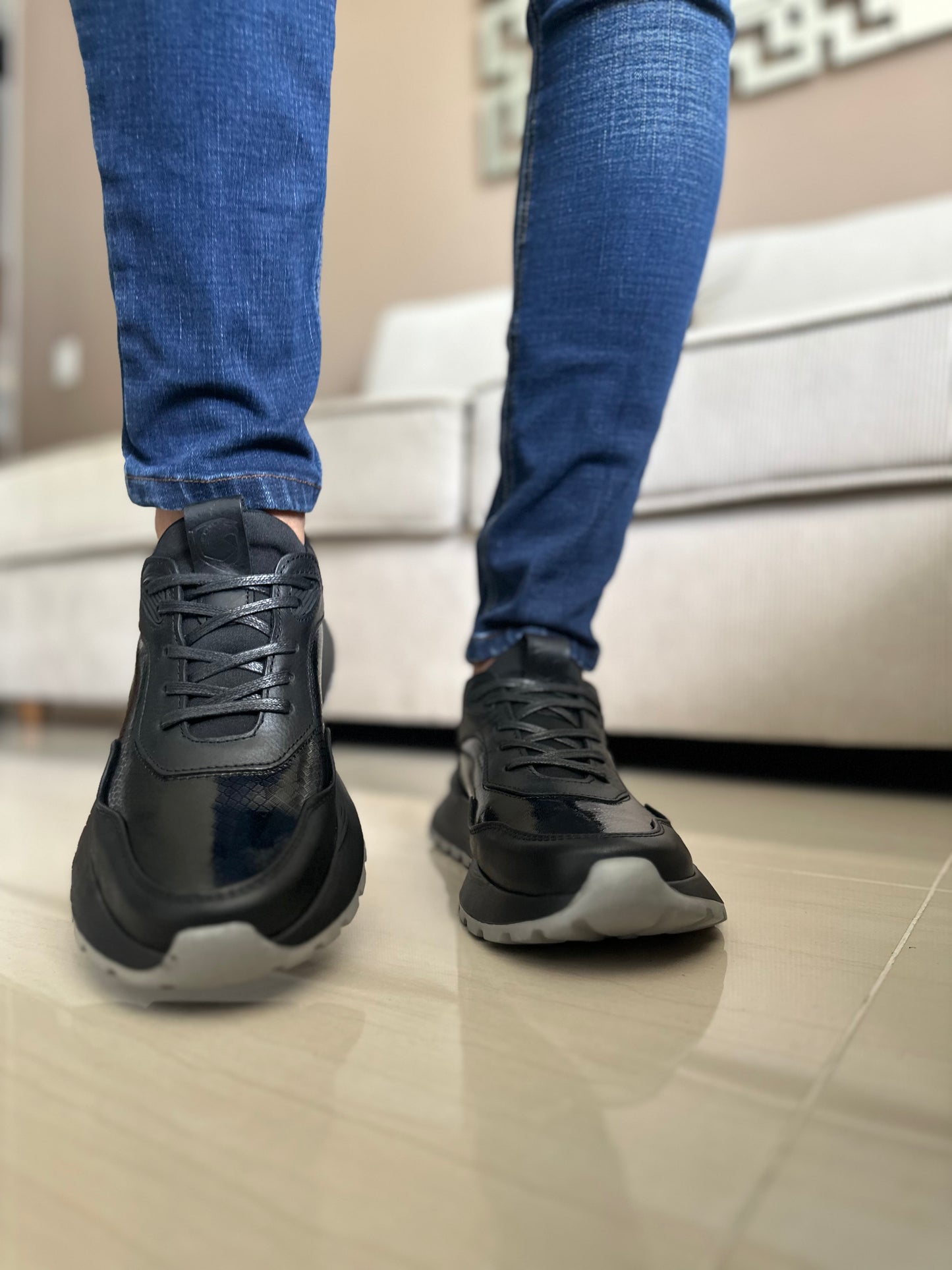 SNEAKERS BIN -CUERO REF: 3308 NEGRO