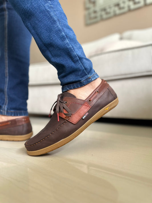 APACHES CUERO REF:3024 CLK CAFÉ