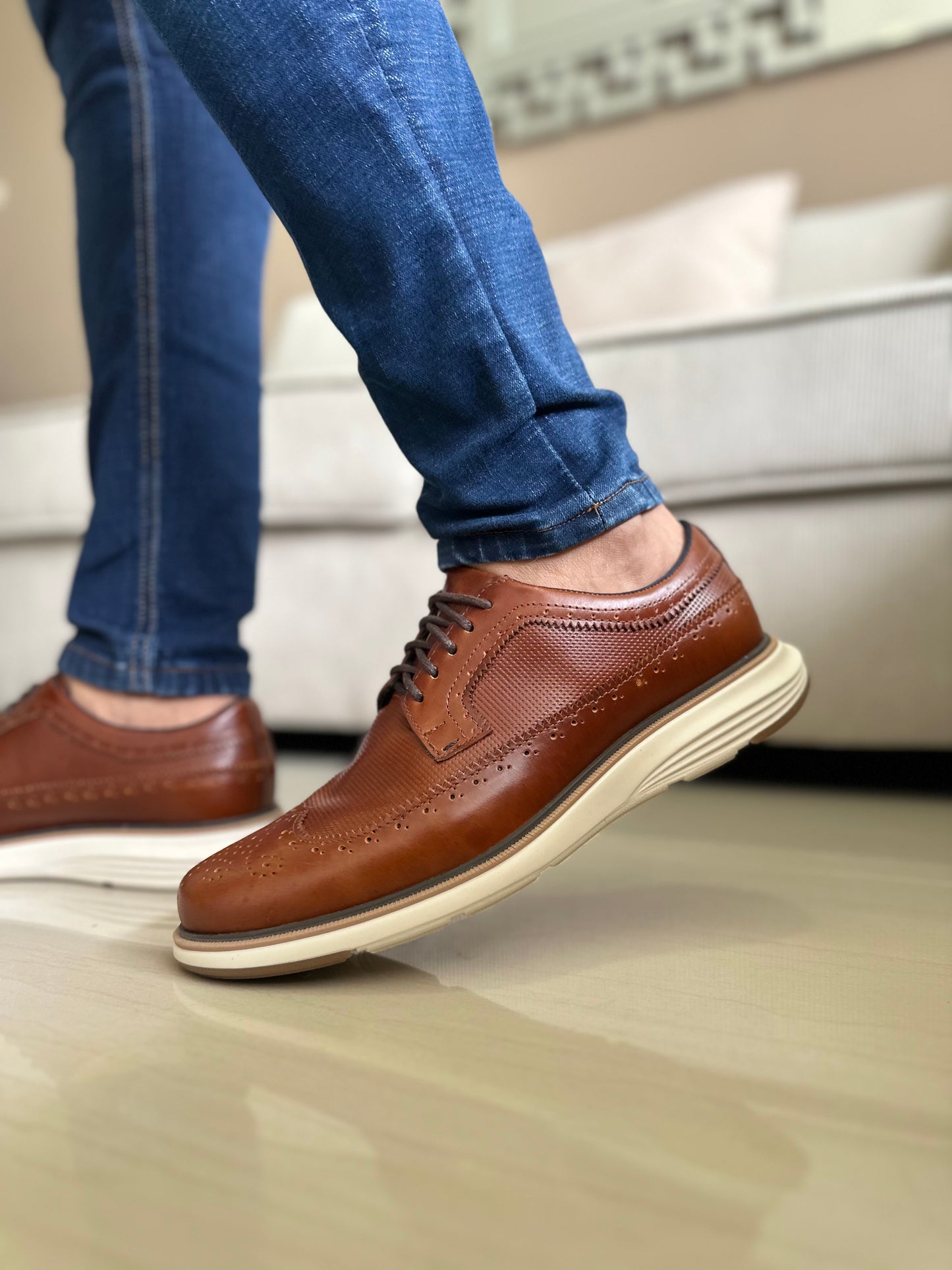 ELEGANTES GENGAR - EN CUERO - PARA HOMBRE -