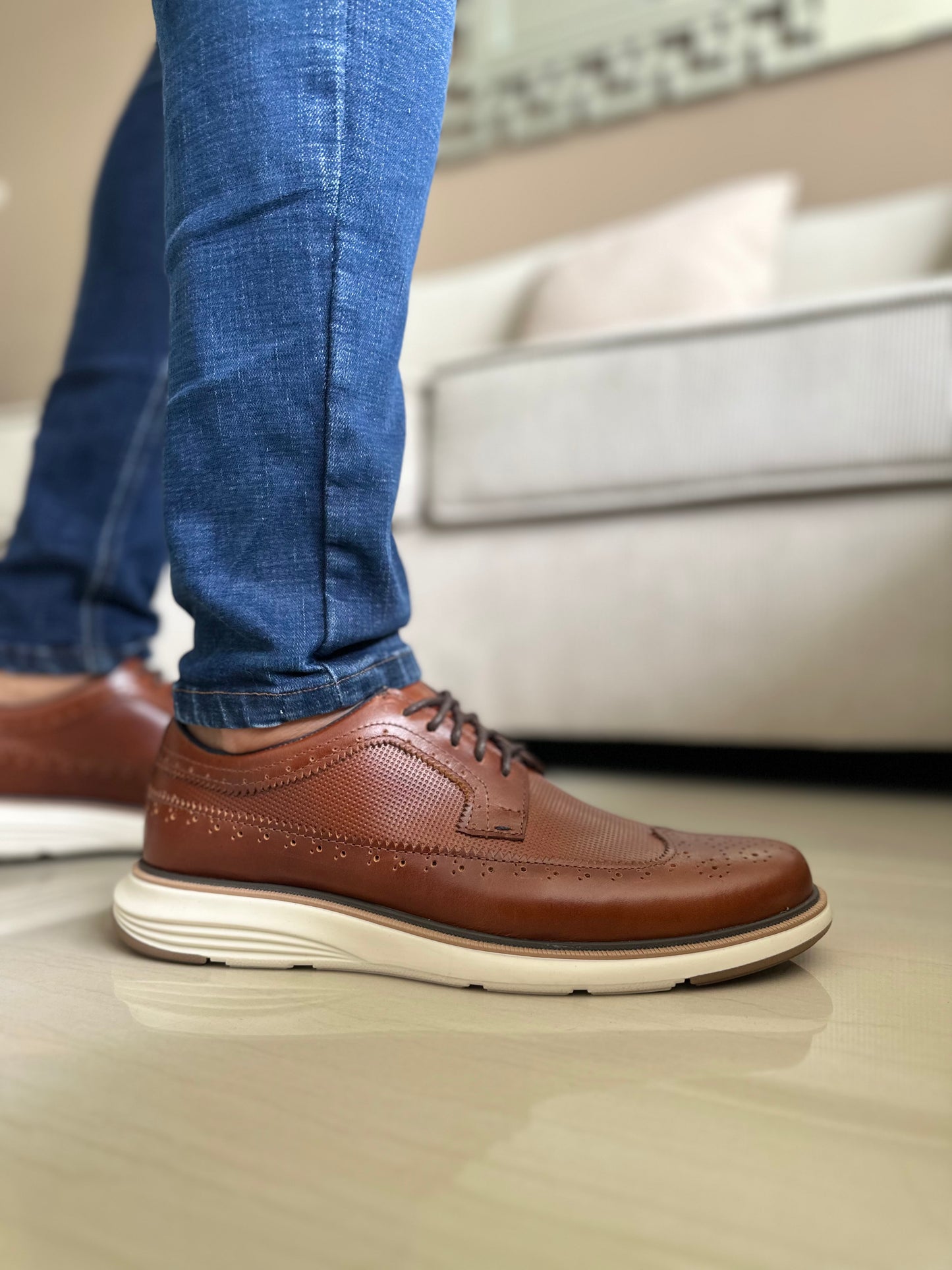 ELEGANTES GENGAR - EN CUERO - PARA HOMBRE -