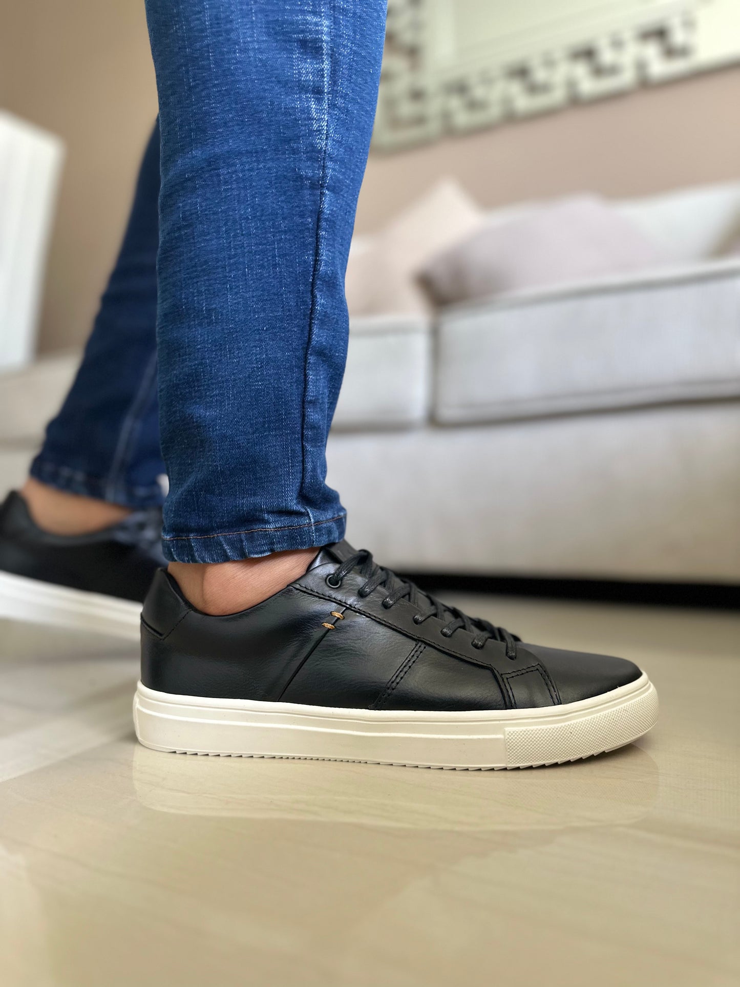 SNEAKERS ELBRUS-CUERO NEGRO- REF: ANT 573