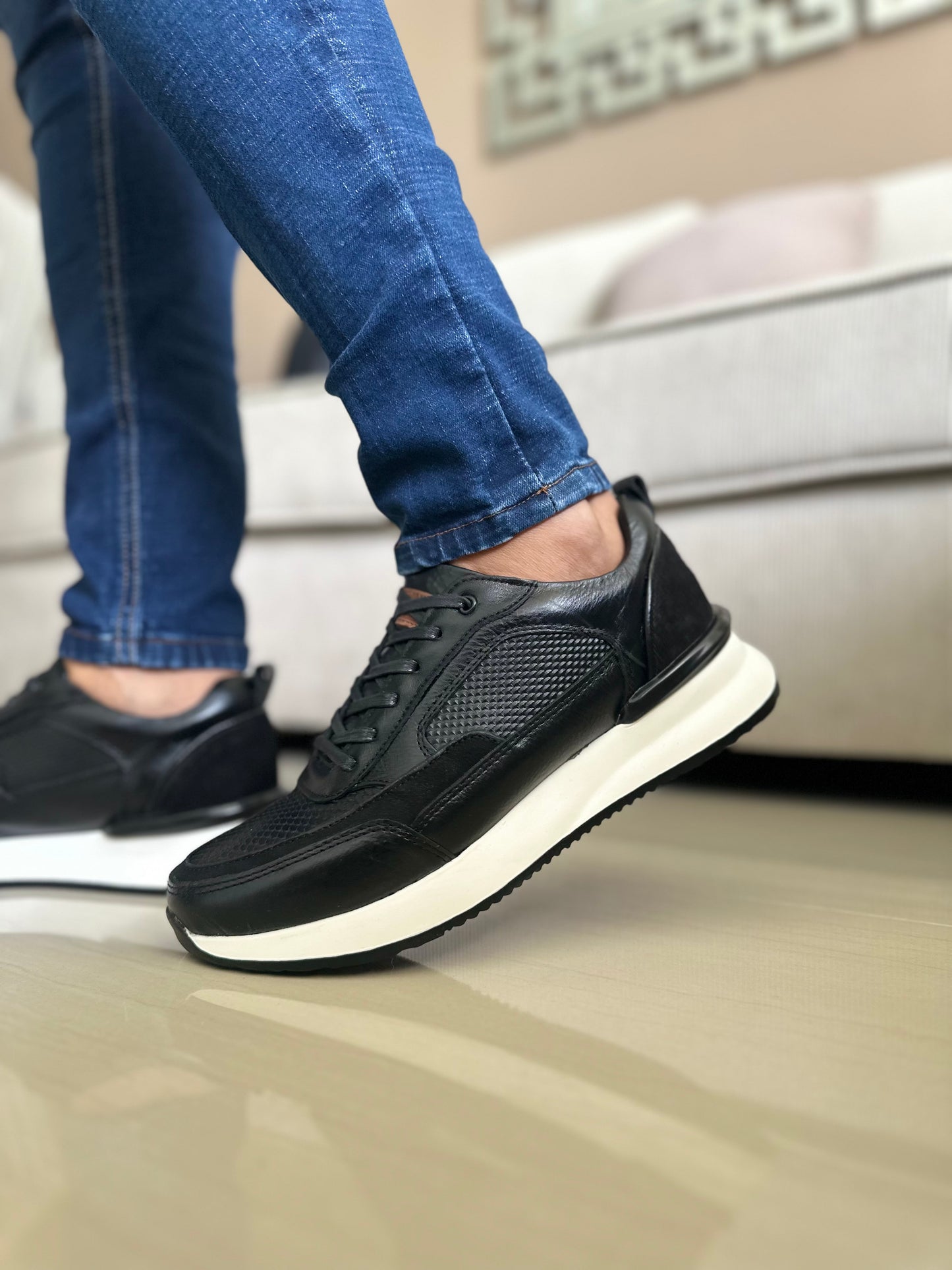 SNEAKERS NICK - PARA HOMBRE - EN CUERO NEGRO- REF: 3205