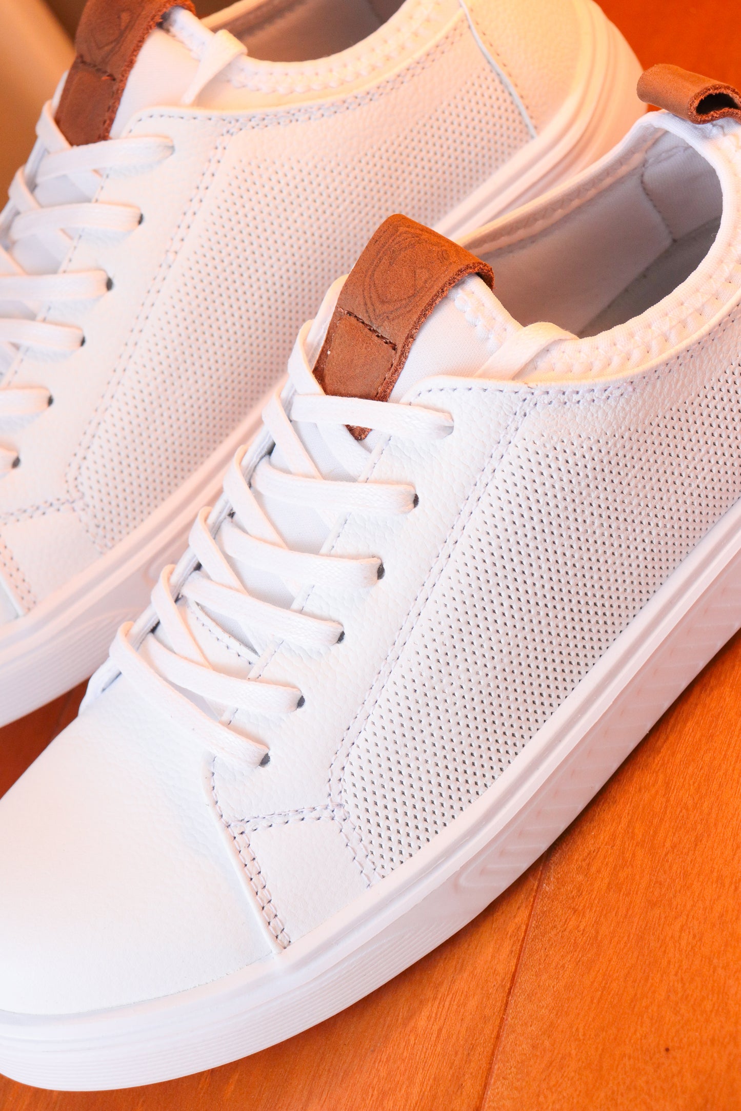SNEAKER SPLIT - EN CUERO - PARA HOMBRE - REF: SPN 3021