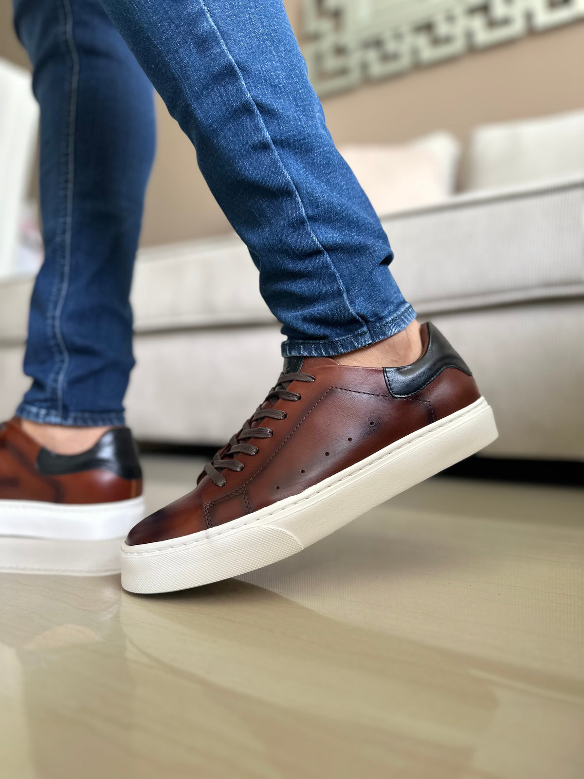 SNEAKER DOGGY - EN CUERO - PARA HOMBRE - REF: 602