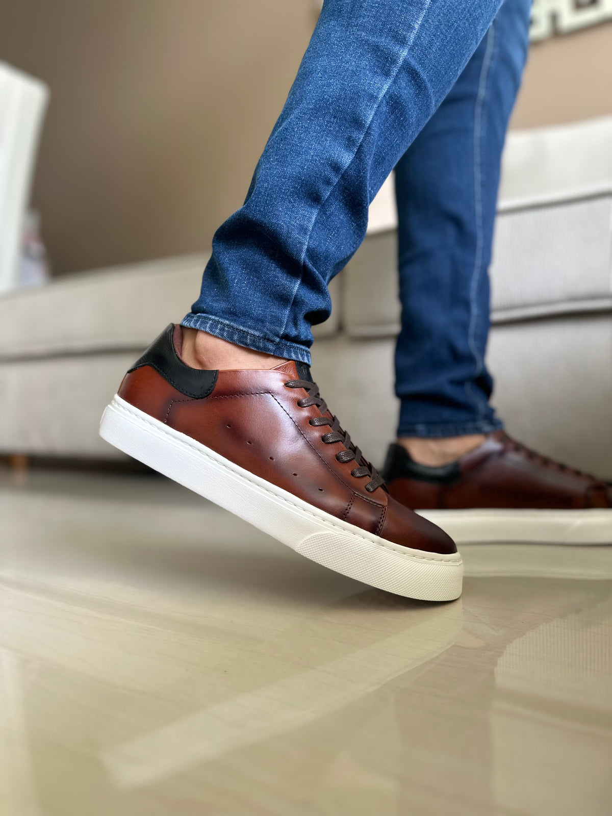 SNEAKER DOGGY - EN CUERO - PARA HOMBRE - REF: 602