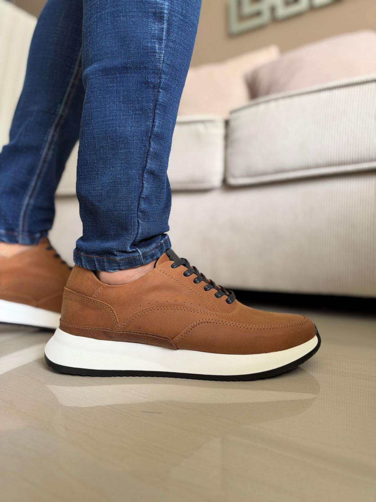 SNEAKERS TOPAXI- CUERO LISO MIEL  REF:T15