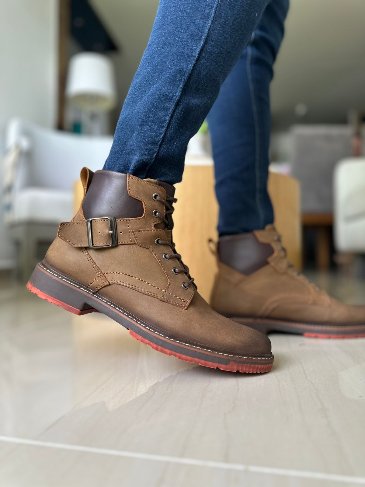 BOTAS SORA - EN CUERO