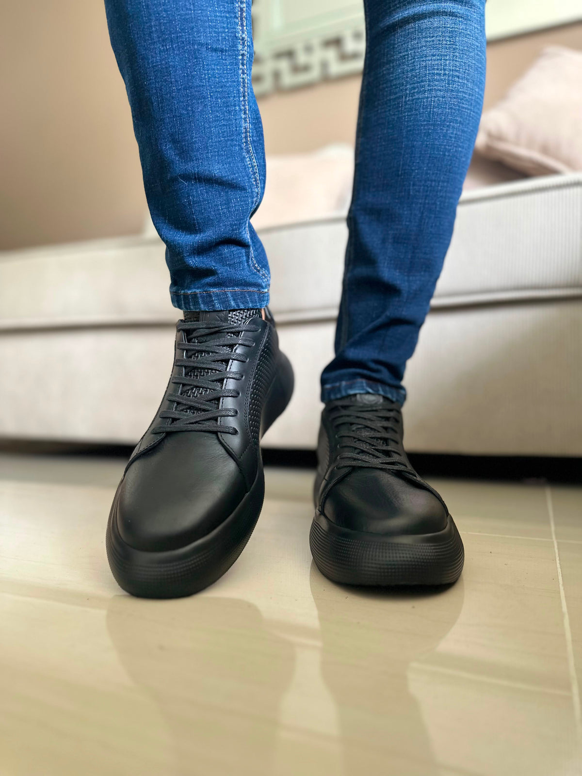 SNEAKERS GIT-CUERO-LIVIANOS-NEGROS