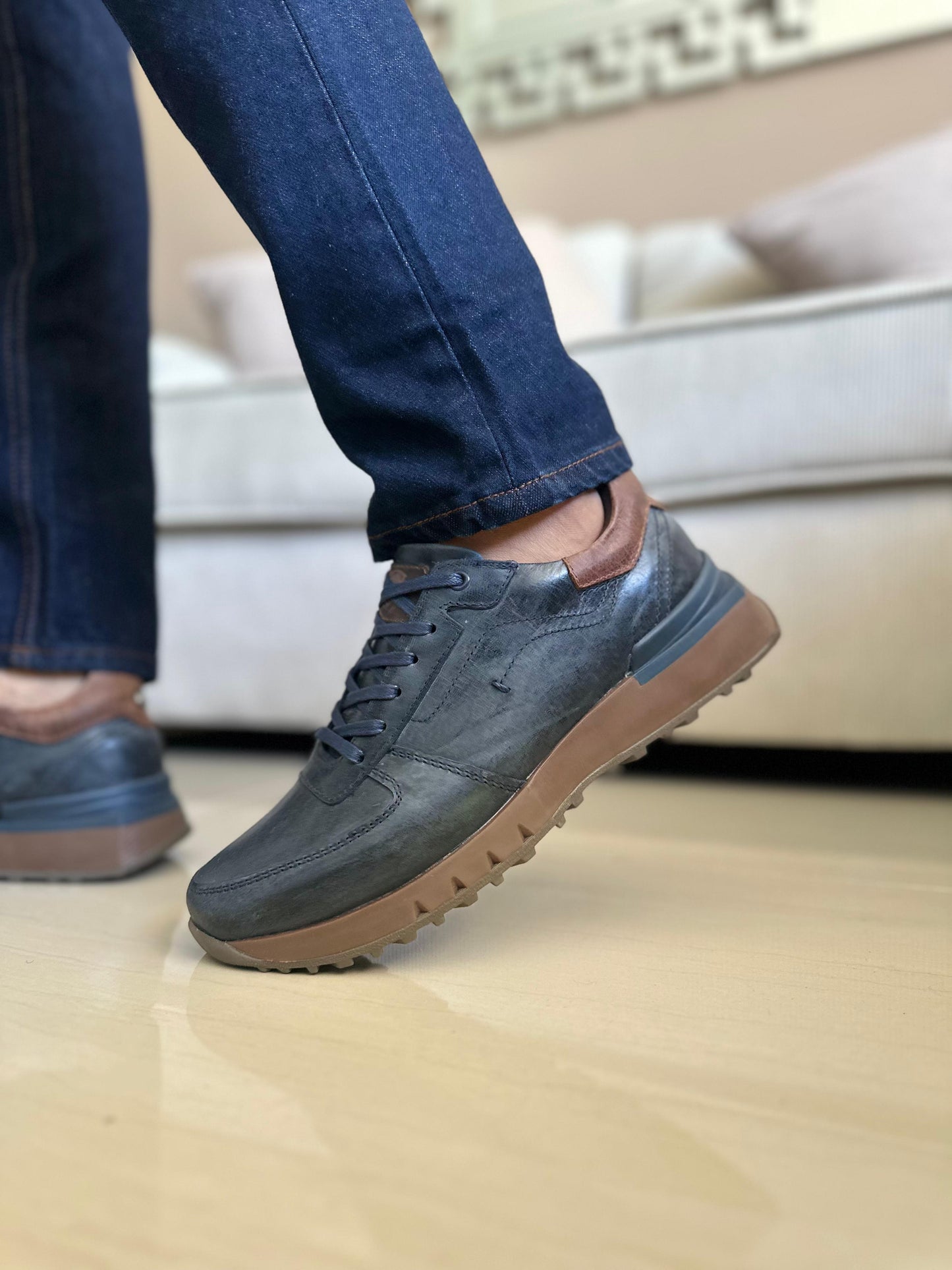 SNEAKER AZUL-CUERO REF:3315