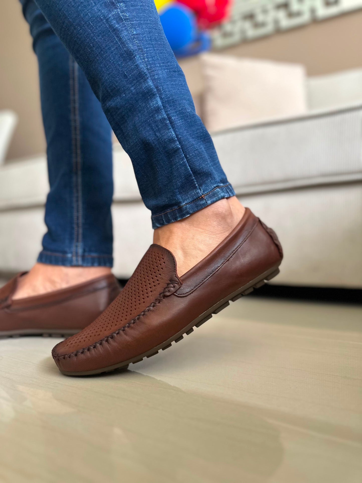 MOCASINES EN CUERO - PARA HOMBRE