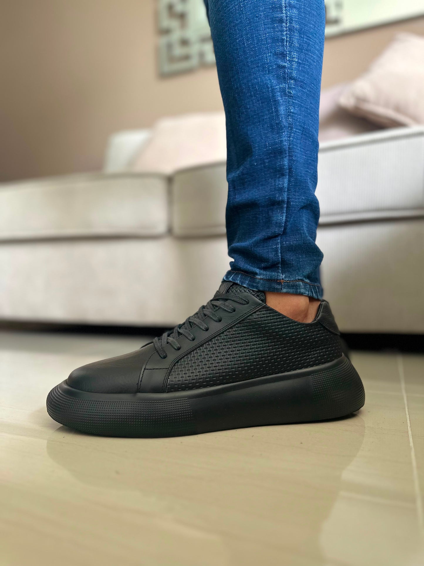 SNEAKERS GIT-CUERO-LIVIANOS-NEGROS